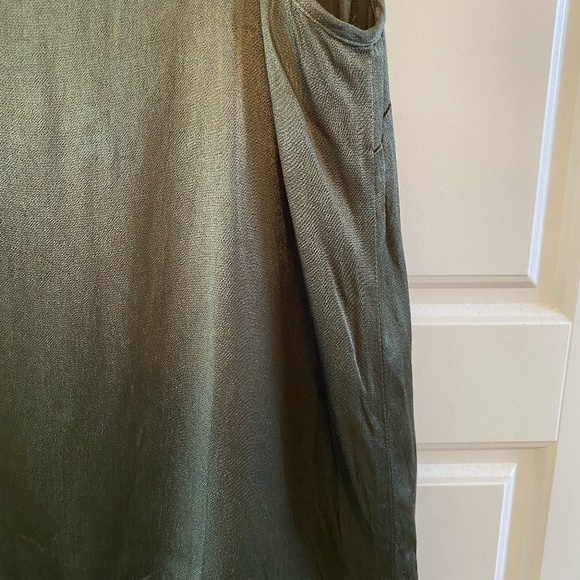 Black Swan Button Closure Sleeveless Blouse, S - Picture 10 of 10